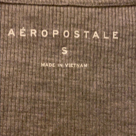 Gray v-neck Long sleeve - Picture 4 of 4